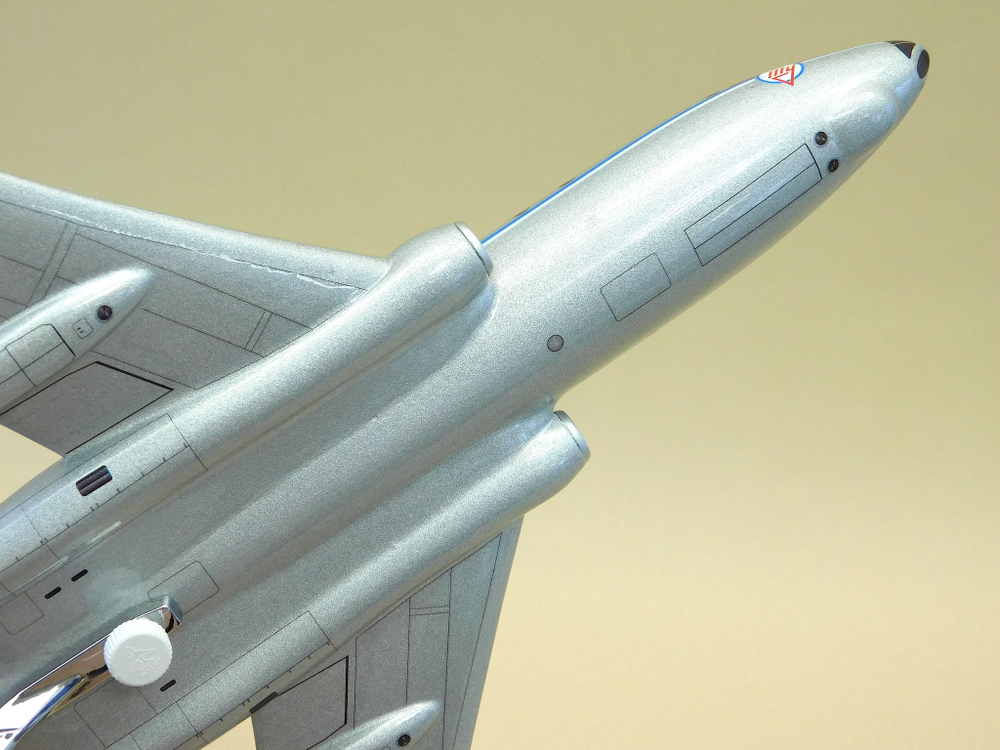 Модель самолета Ту-104А (М1:100, Аэрофлот СССР-42451)