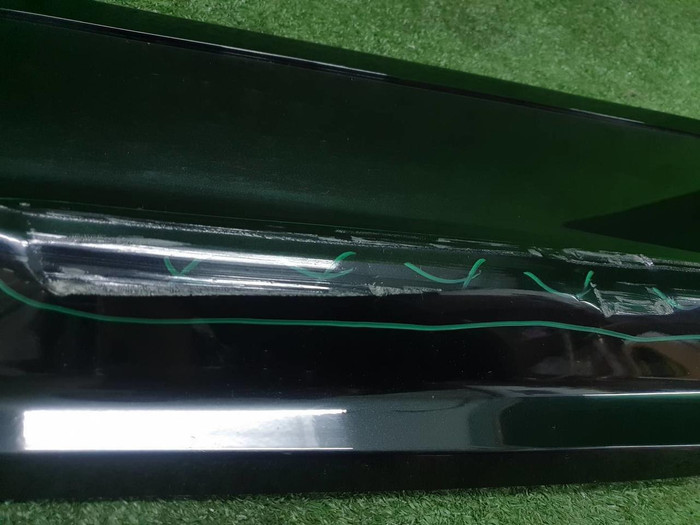 Накладка двери задняя левая Audi Q7 2 (2015-н.в.)