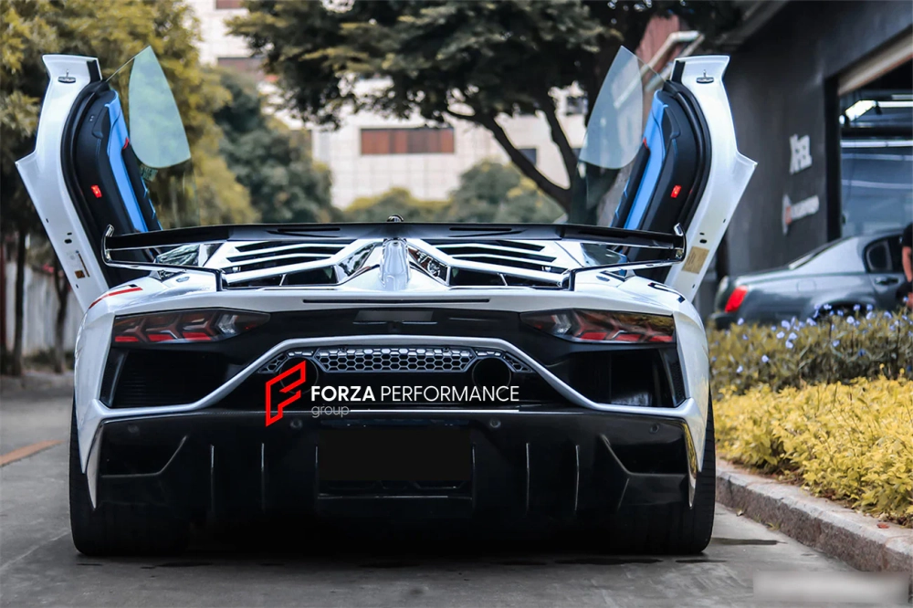 Карбоновая крышка двигателя с задним спойлером GT (крыло) для LAMBORGHINI AVENTADOR LP700 / LP740 / LP750SV 2011–2021 Ламборгини