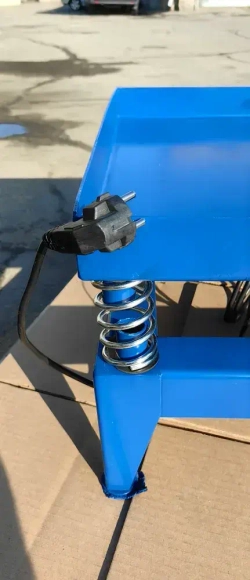 Вибростол для тротуарной плитки / брусчатки / блоков и фигур из гипса 60.5*60.5см