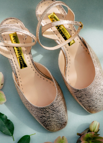 ЖЕНСКАЯ ОБУВЬ