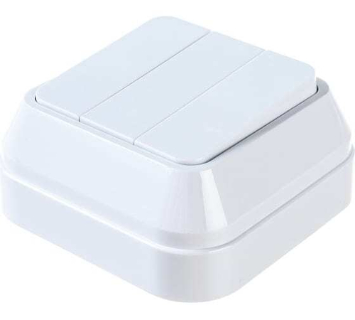 Выключатель 3-кл.1вх. 3вых. белый ОП IP20 Макел