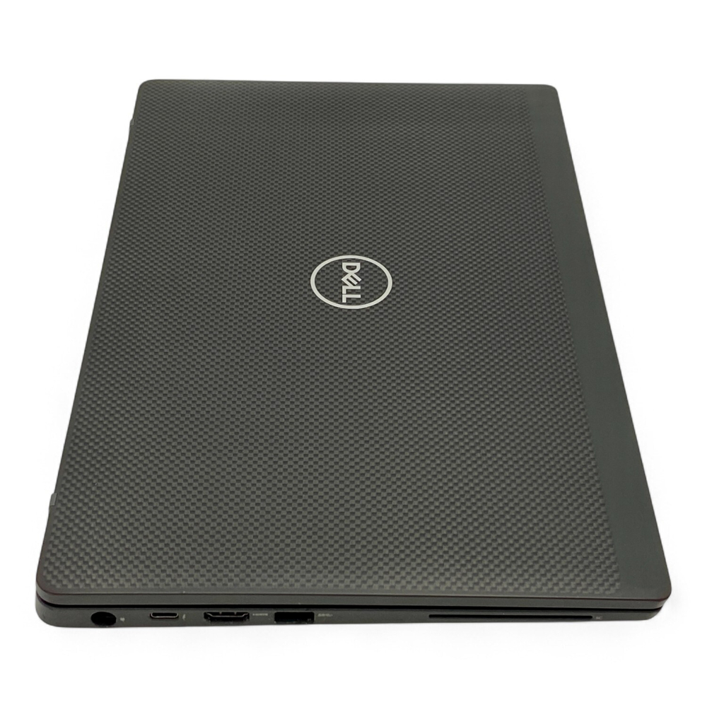 Latitude 7400