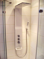 Душевая панель Hansgrohe Raindance Lift 27008400