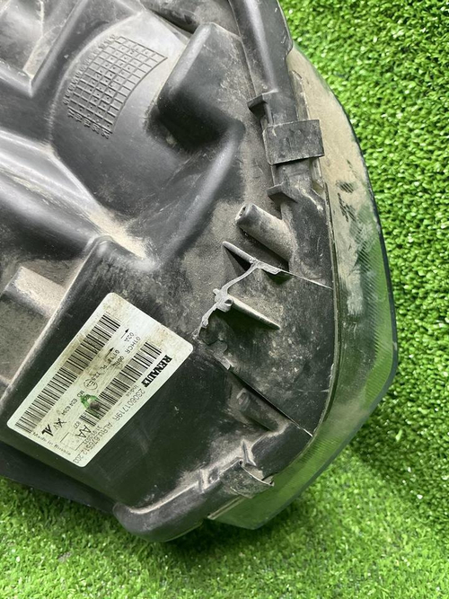 Фара левая Renault Logan 2 (2018-2022) галоген