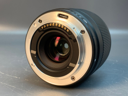 Viltrox AF 20mm f/2.8 для Sony E