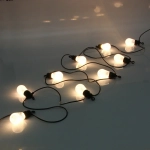 Гирлянда для улицы НИТЬ «Алмазная россыпь» 5 м 10 ламп LED (4*5 см), черный провод, авторежим,IP-65, Теплый белый (возможность соединения)