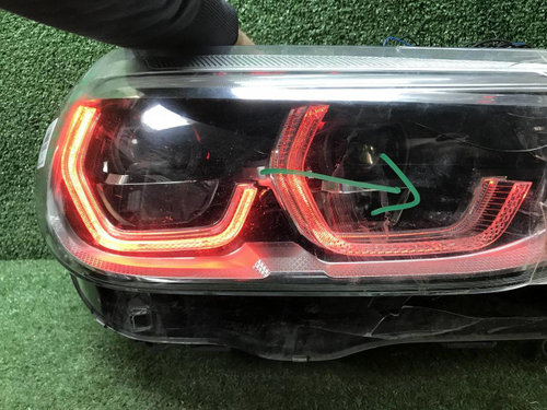Битая Фара правая BMW X3 G01 (17-21) Adaptive LED