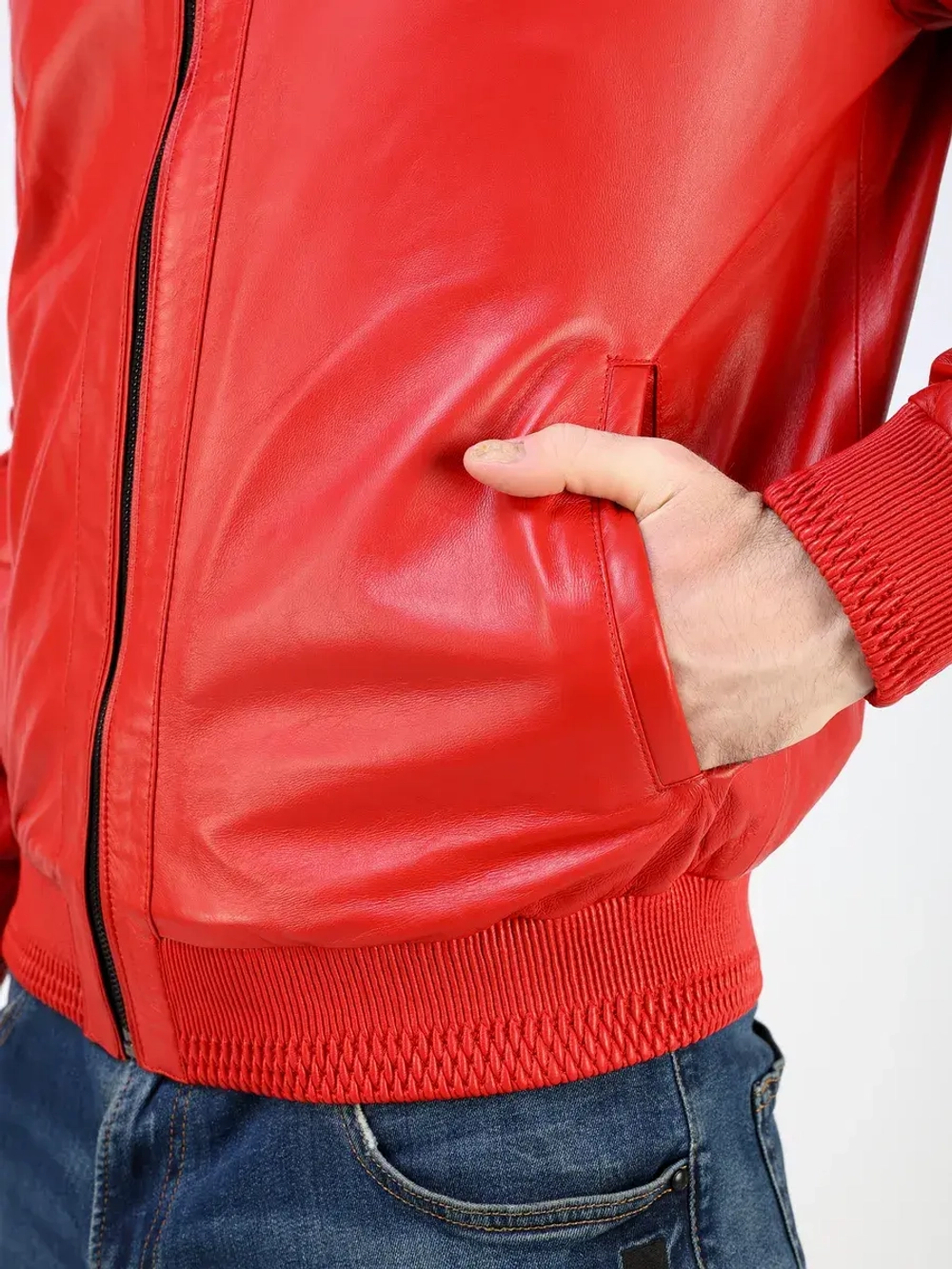 Куртка кожаная натуральная с капюшоном