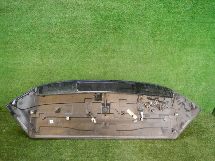 Спойлер крышки багажника Infiniti QX30 (2015-2019)