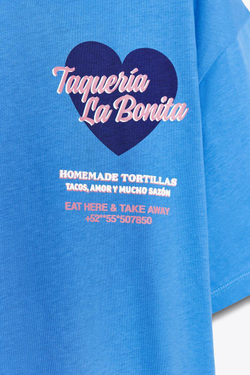 ZARA ФУТБОЛКА С ТЕКСТОВЫМ ПРИНТОМ, ЯРКО-СИНИЙ