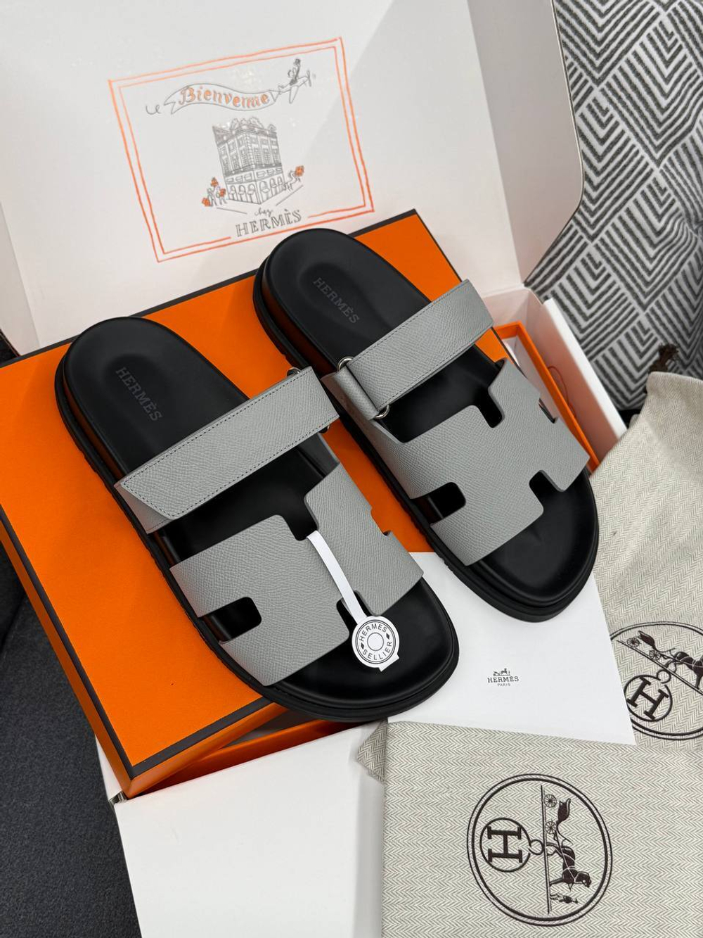 Шлёпанцы Hermes