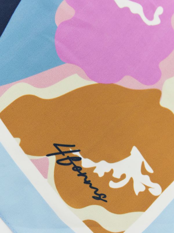 Платок из шелка, принт цветы