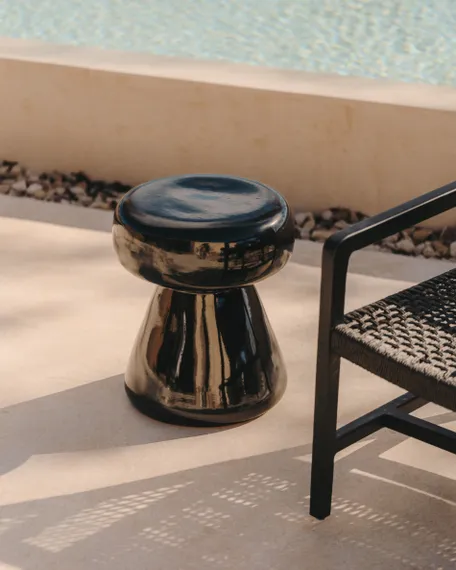 Приставной столик Manya Ø38х47 см, черная керамика