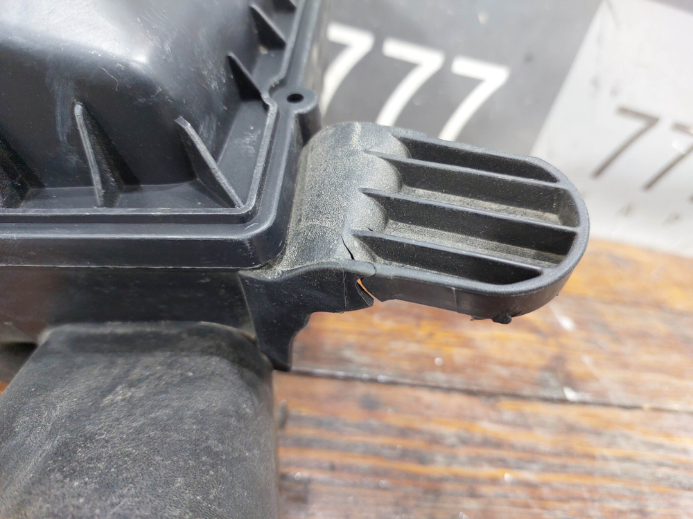 Корпус воздушного фильтра Geely Monjaro 21-нв Б/У Оригинал 2032069400