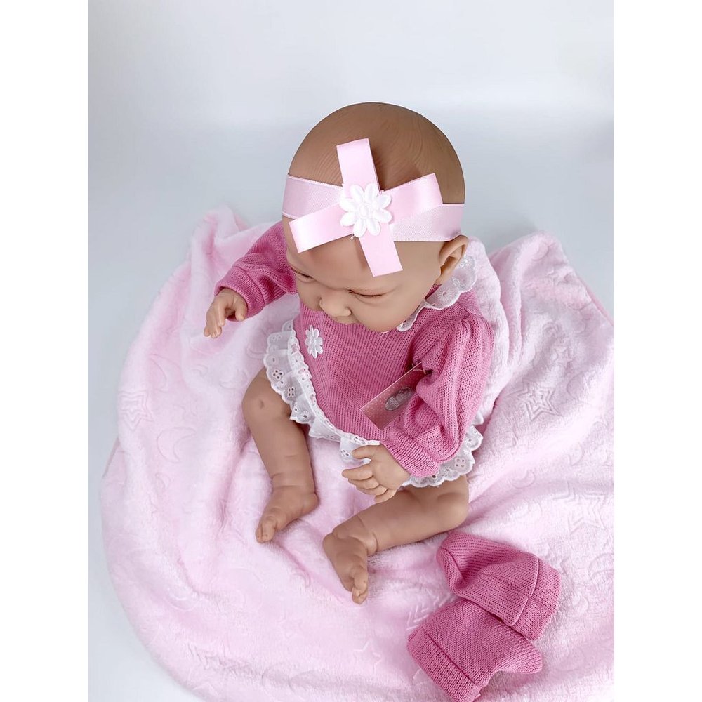 Кукла Berbesa мягконабивная 45см PAULA с пледом (4502)