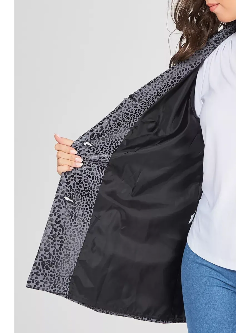 Куртка легкая