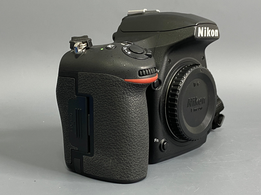 Nikon D750 7500 кадров