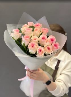 Букет из 15 роз Мандала 60см