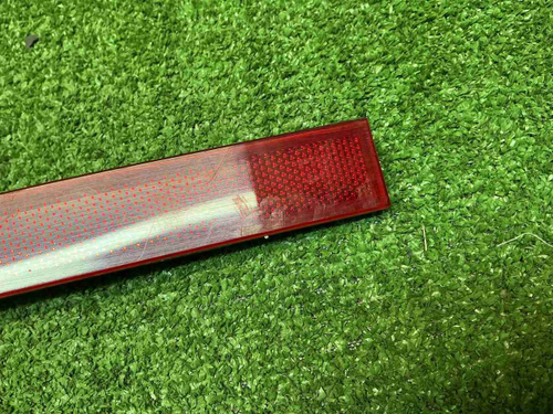 Катафот центральный Hyundai Santa Fe 4 TM (20-24)