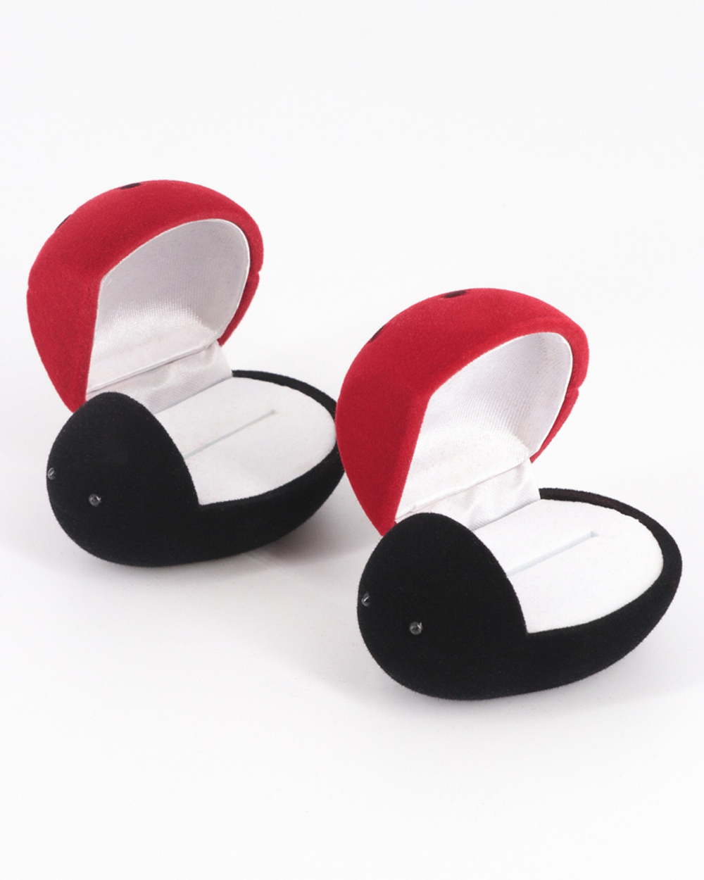 Флокированный футляр в виде божьей коровки для ювелирных украшений