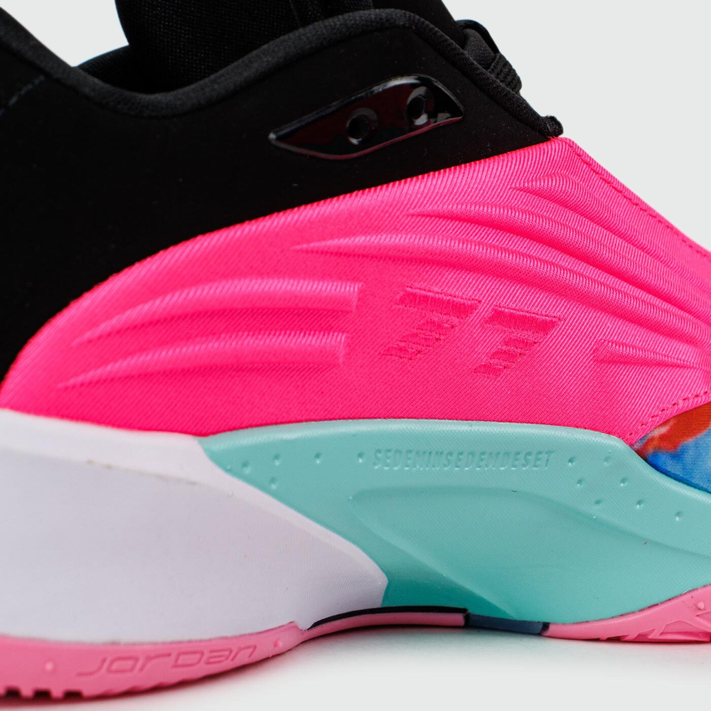 Кроссовки Air Jordan Luka 3 Pink Black