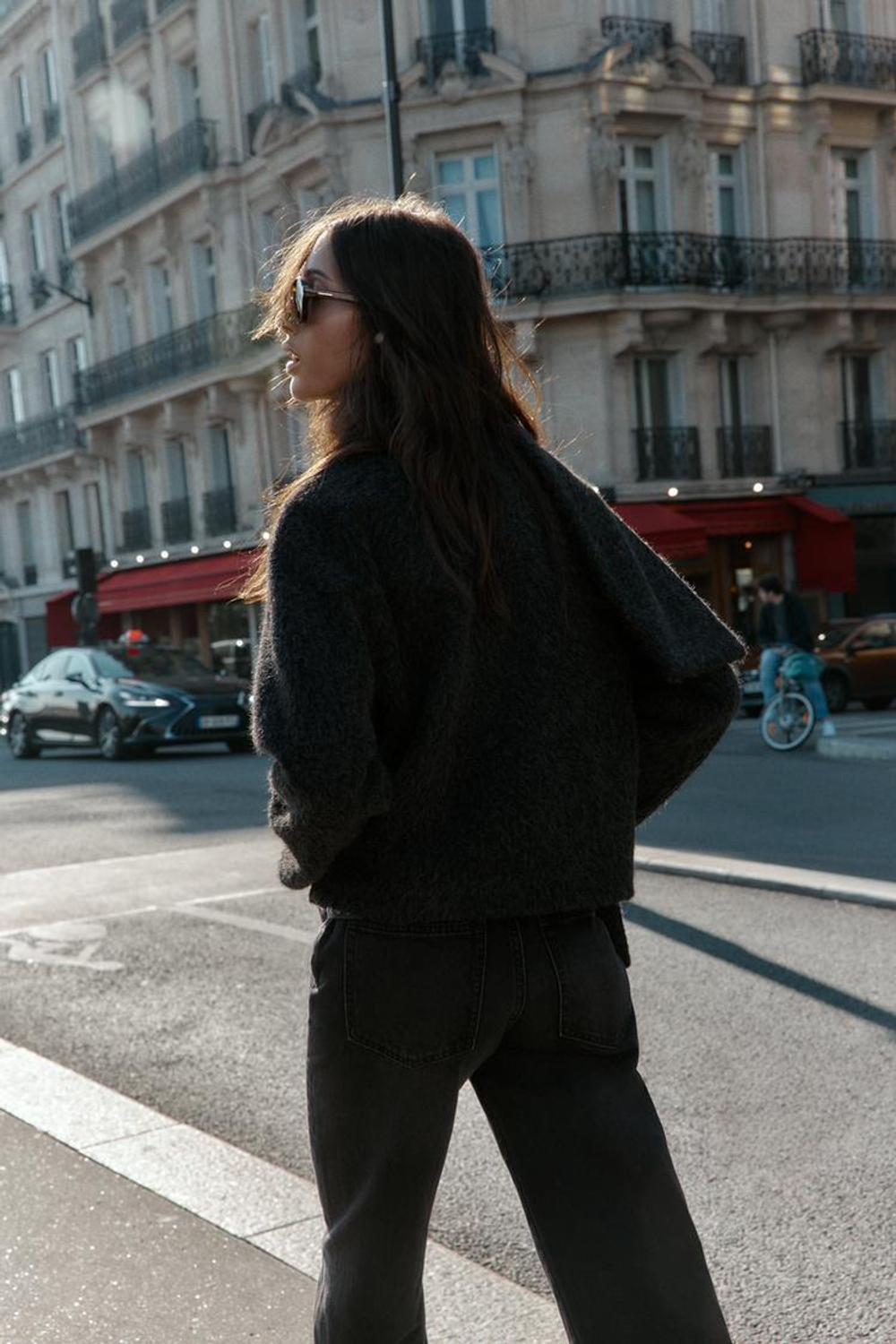 ZARA КОРОТКОЕ БУКЛИРОВАННОЕ ПАЛЬТО С ШАРФОМ, ТЕМНО-СЕРЫЙ