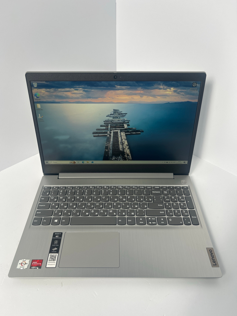 Ноутбук Lenovo IdeaPad 3 15ADA05 (81W101CFRK) 15.6"/ AMD Athlon 3020e/RAM 4GB/SSD 128GB/AMD Radeon Graphics/1920*1080/IPS/DOS/Подсветка кл-ры:нет/серый. Состояние: B1