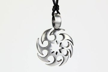 Кулон Коловрат