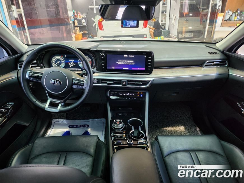 Kia K5 (Optima) 3 Generation 2.0 (05.2020)