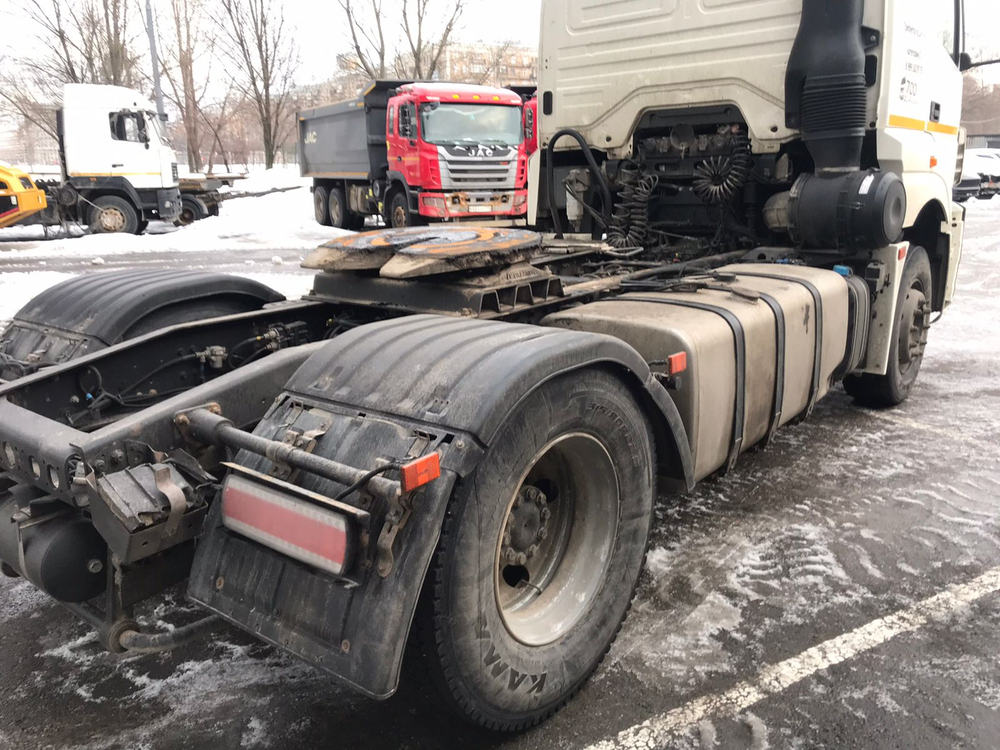 КамАЗ 5490 4x2 Седельный тягач 5490-S5 (Дизель/Газ, 12,0 л, 401 л.с., МТ)