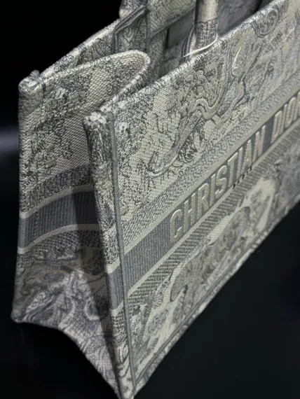 Сумка Dior Book Tote Dioriviera, белый/серый