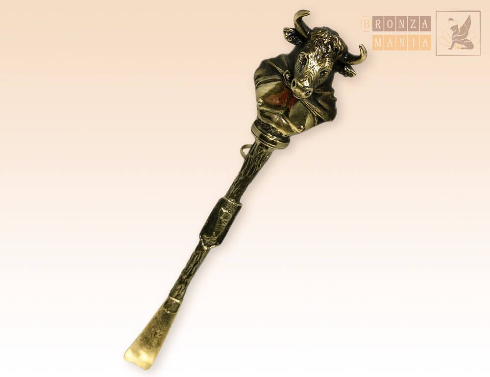 ложка для обуви Бык с держателем