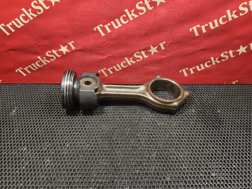 Поршень с шатуном