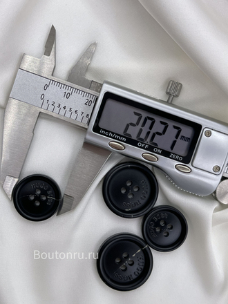 Пуговицы на прокол ХугоБ. (ХБ) черные с белой прожилкой