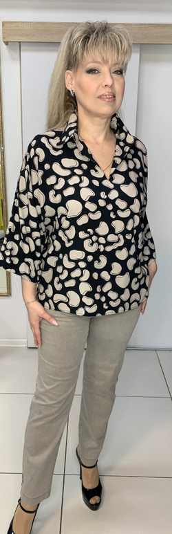 Блузон в черно-бежевых тонах