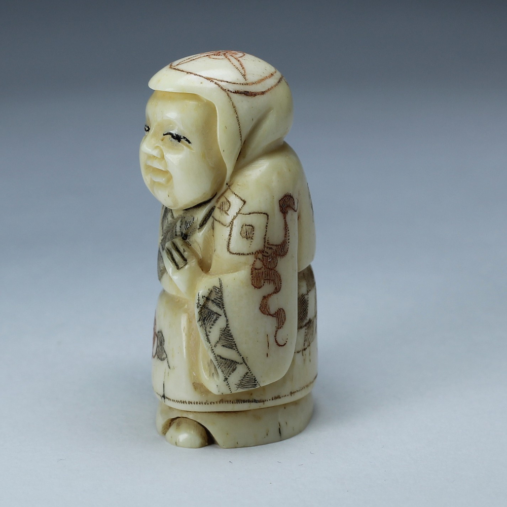 Нэцкэ Девочка