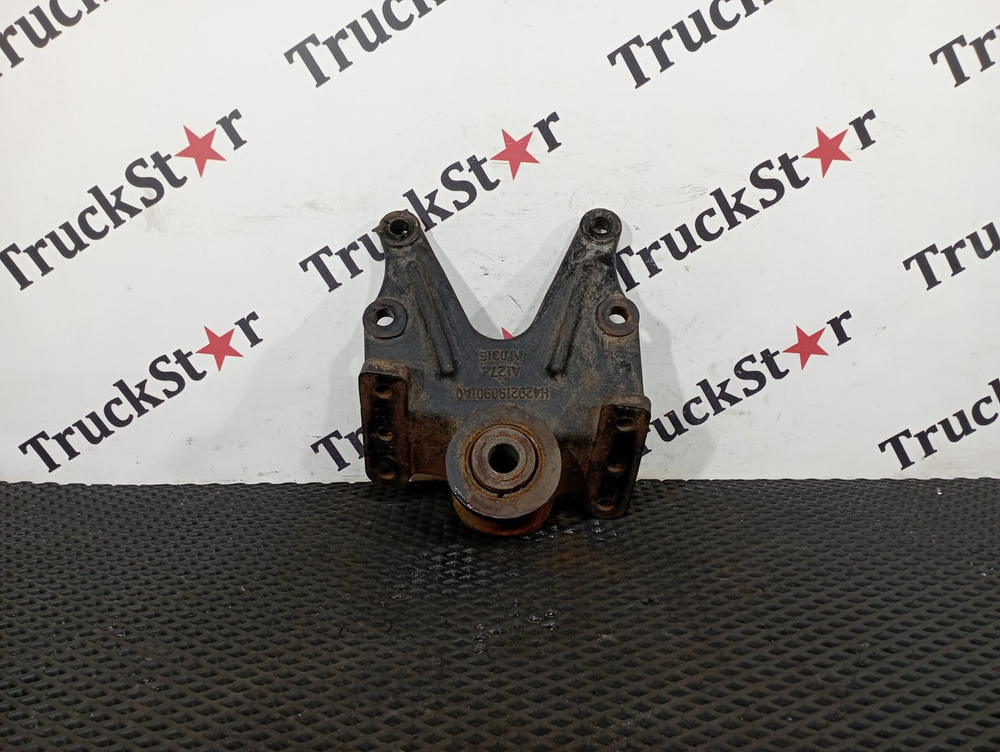 Кронштейн рессоры задний левый 2023г