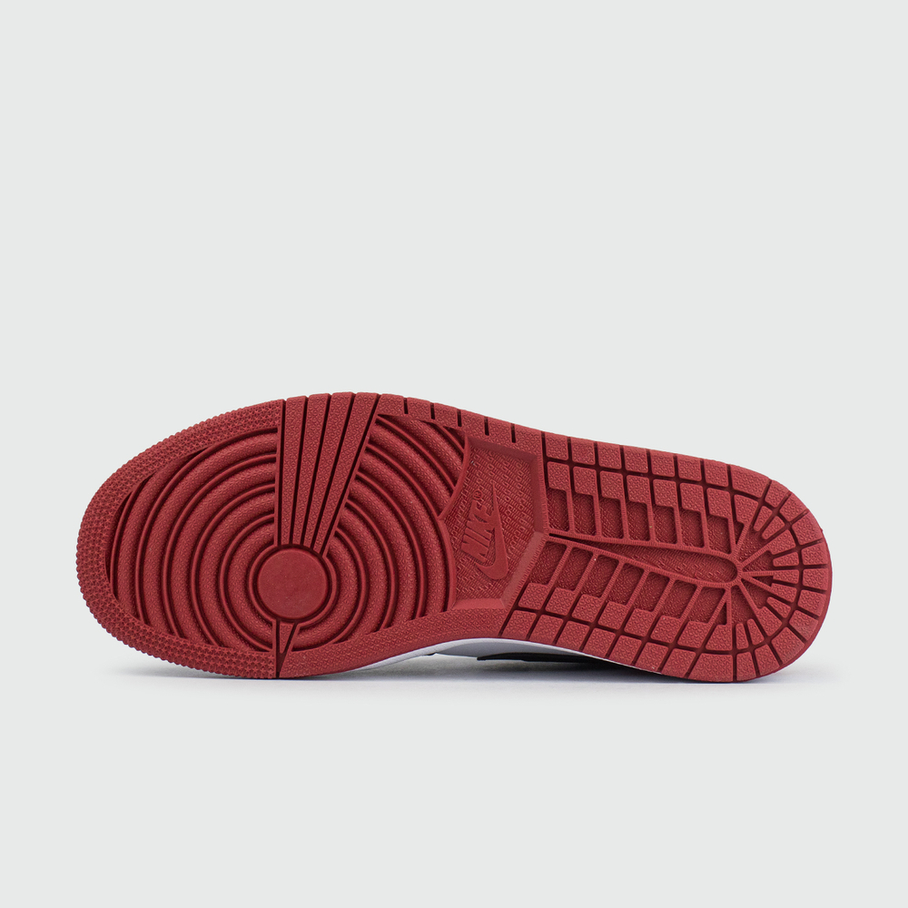 Кроссовки Nike Air Jordan 1 Low Wmns Bred Toe