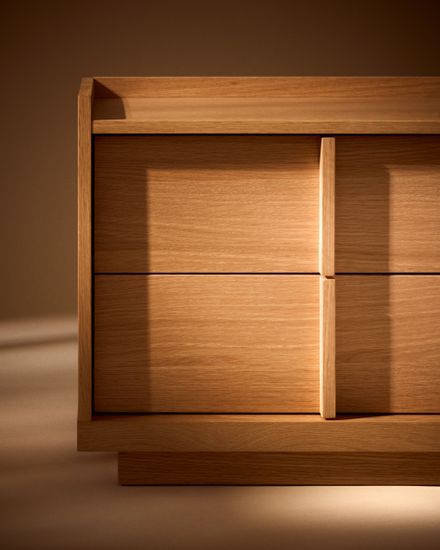 Прикроватная тумба Onix, 2 ящика, шпон дуба натурального цвета