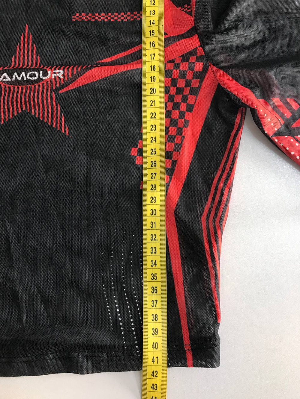 Блузка интересного дизайна, визуально на 42 размер