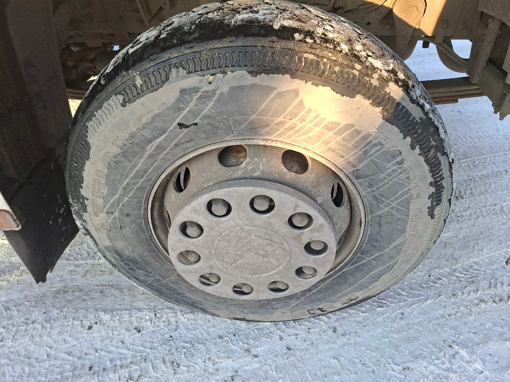 Shacman (Shaanxi) SX* 6x4 Автобетоносмеситель SX5258GJB6R384 (Дизельный, 9,7 л, 329 л.с., МТ)