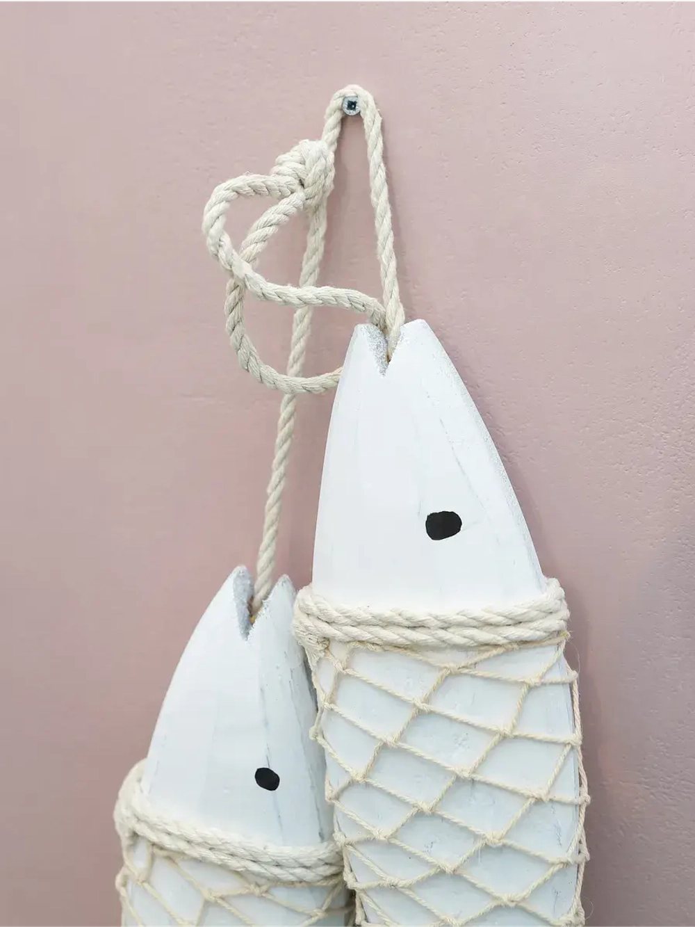 Декор на стену для интерьера "Рыбы в сетях"