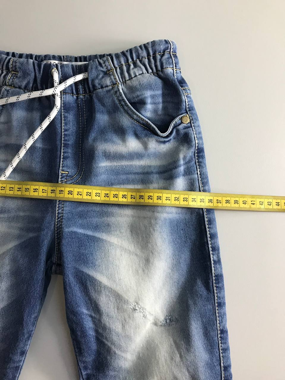 Джинсы Gloria Jeans модные, на 7/8 лет