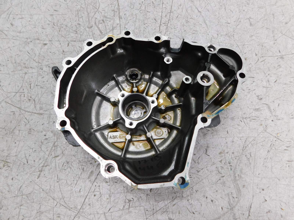 крышка генератора Suzuki Gixxer 150