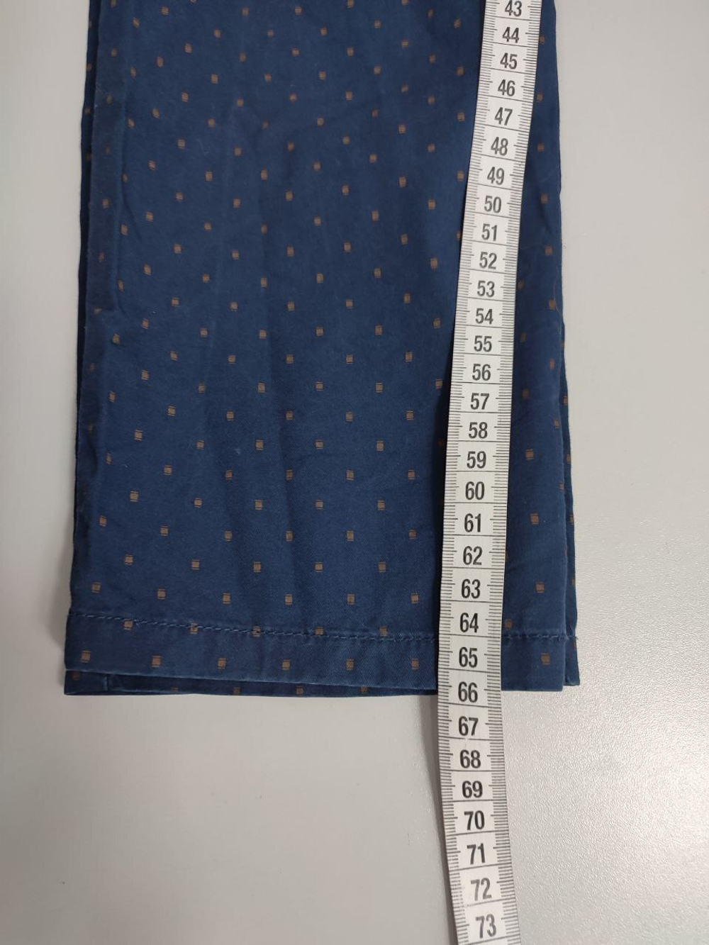 Джинсы  модные 42 размер