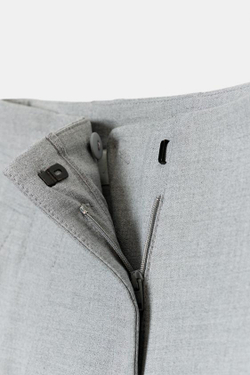 ZARА ДЛИННЫЕ БЕРМУДЫ С ЗАЩИПАМИ, СЕРЫЙ