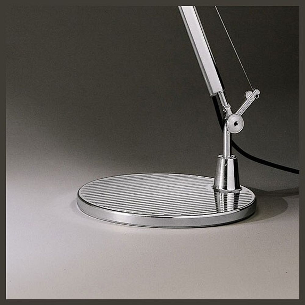 Настольная лампа офисная Artemide  A001300