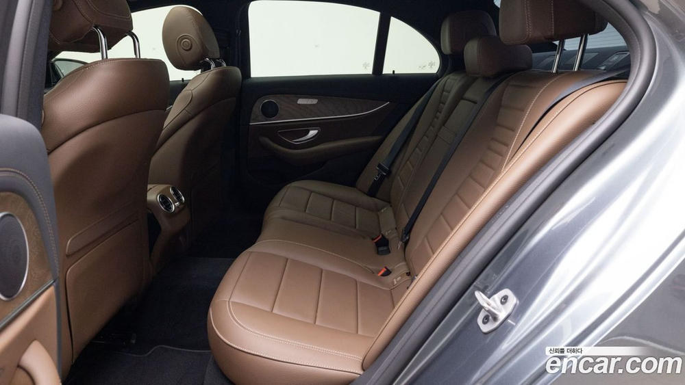 Mercedes-Benz E-Class W213 E250 Exclusive (11.2022)