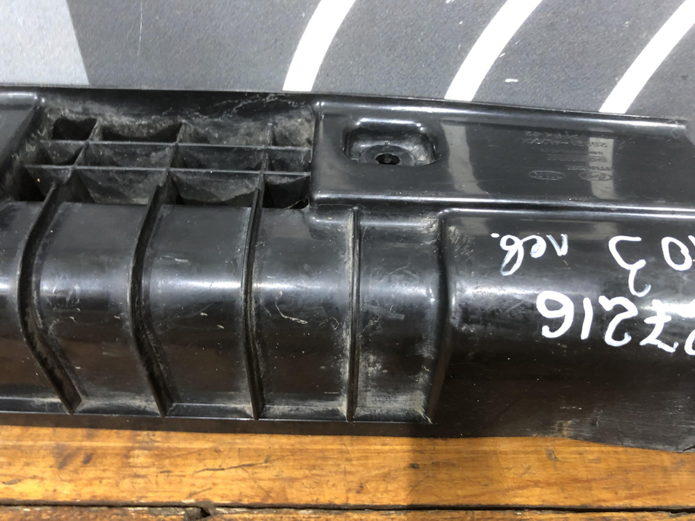 Воздуховод радиатора левый Hyundai Kia Rio 3 (QB), Solaris 1 (RB) 10-17 Б/У Оригинал 253214L000